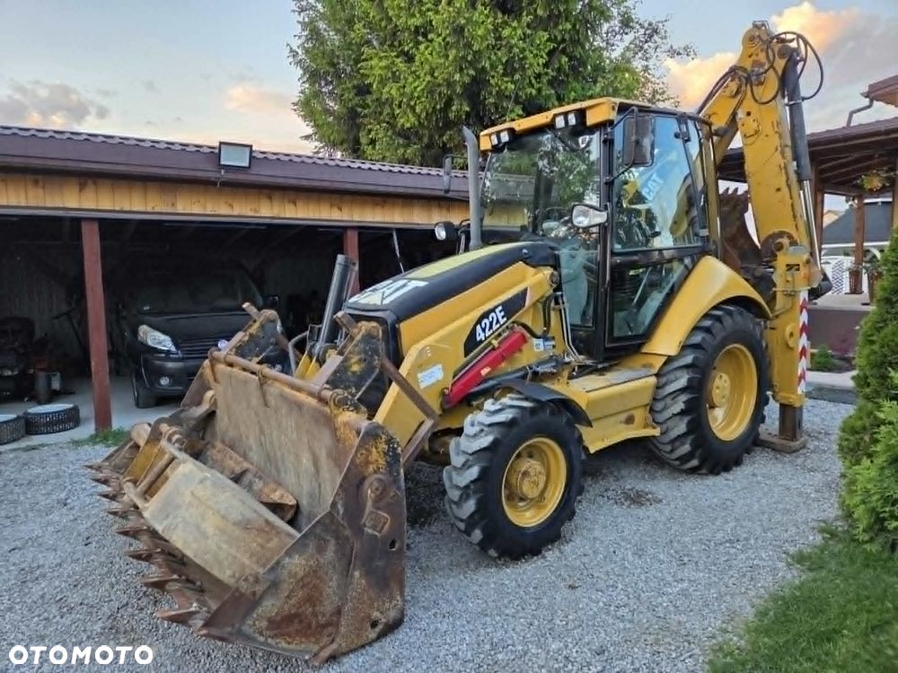 Caterpillar CAT 422E - 2