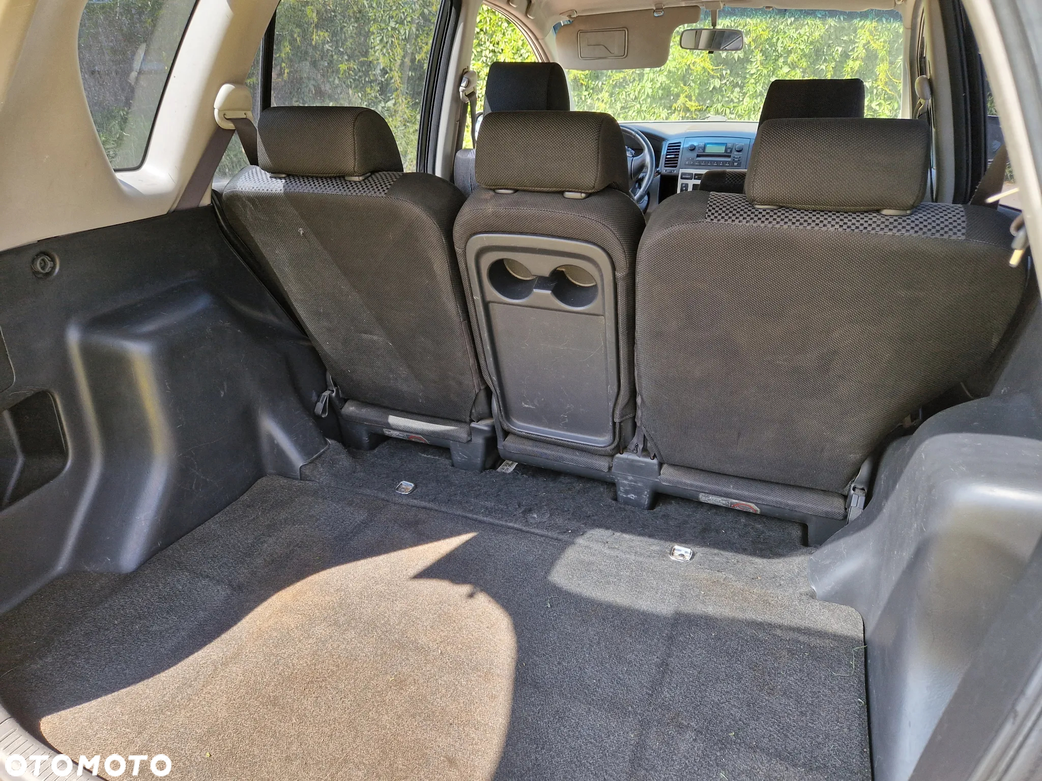 Toyota Corolla Verso 2.0 D-4D - 10