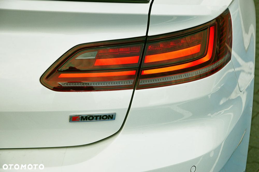 Volkswagen Arteon 2.0 TDI Bi-Turbo SCR 4Mot R-Line Edition DSG - 25