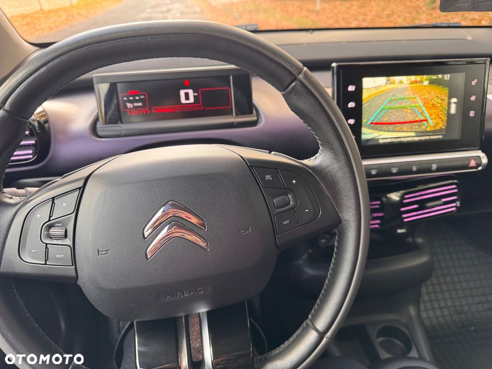 Citroën C4 Cactus 1.2 PureTech Shine S&S - 22