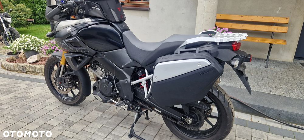 Suzuki DL - 16