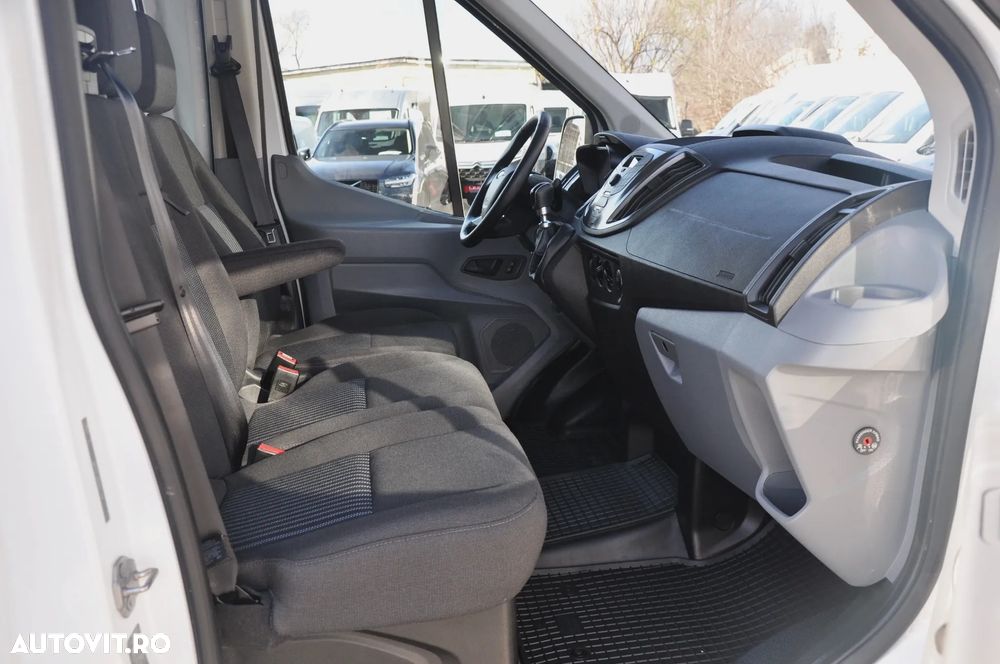 Ford Transit L4 Furgon DCIV RWD Trend - 13