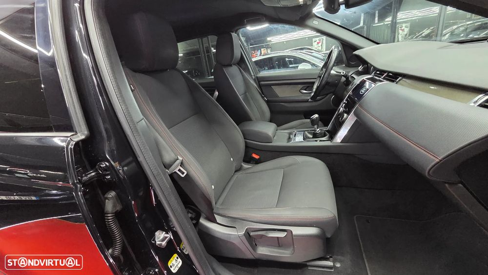 Land Rover Discovery Sport 2.0 eD4 R-Dynamic SE 7L - 18