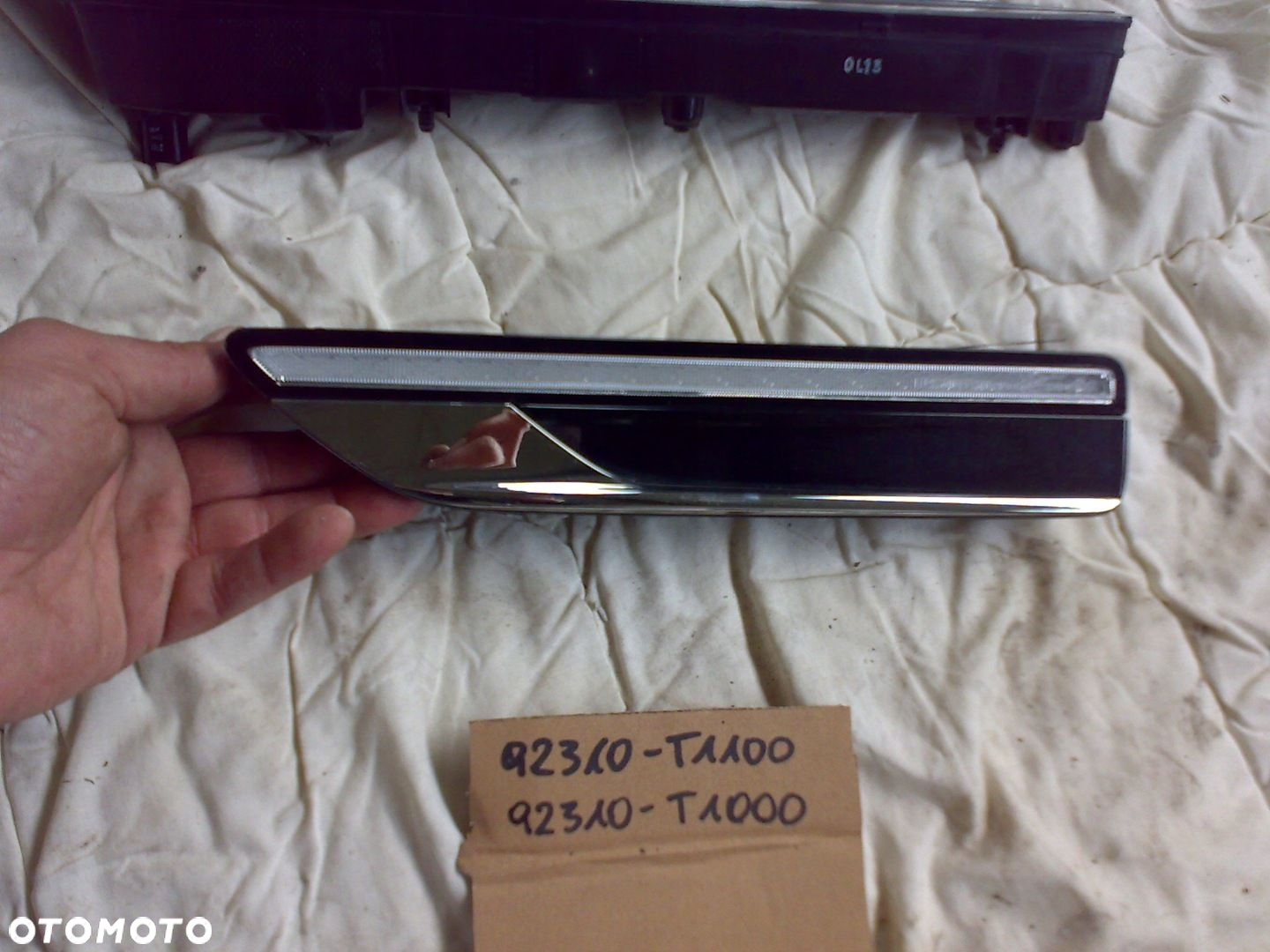 GENESIS G80 2021 2022 2023 LISTWA BŁOTNIKA KIERUNEK CHROM LISTWY - 2
