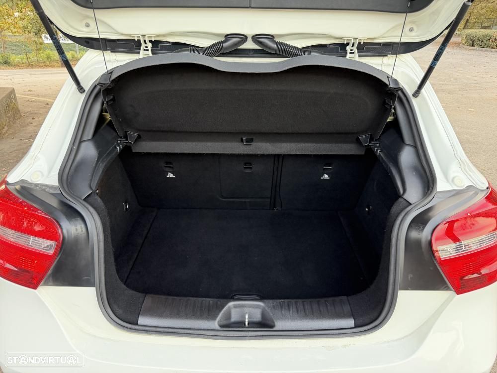 Mercedes-Benz A 180 d BlueEFFICIENCY Edition Style - 27