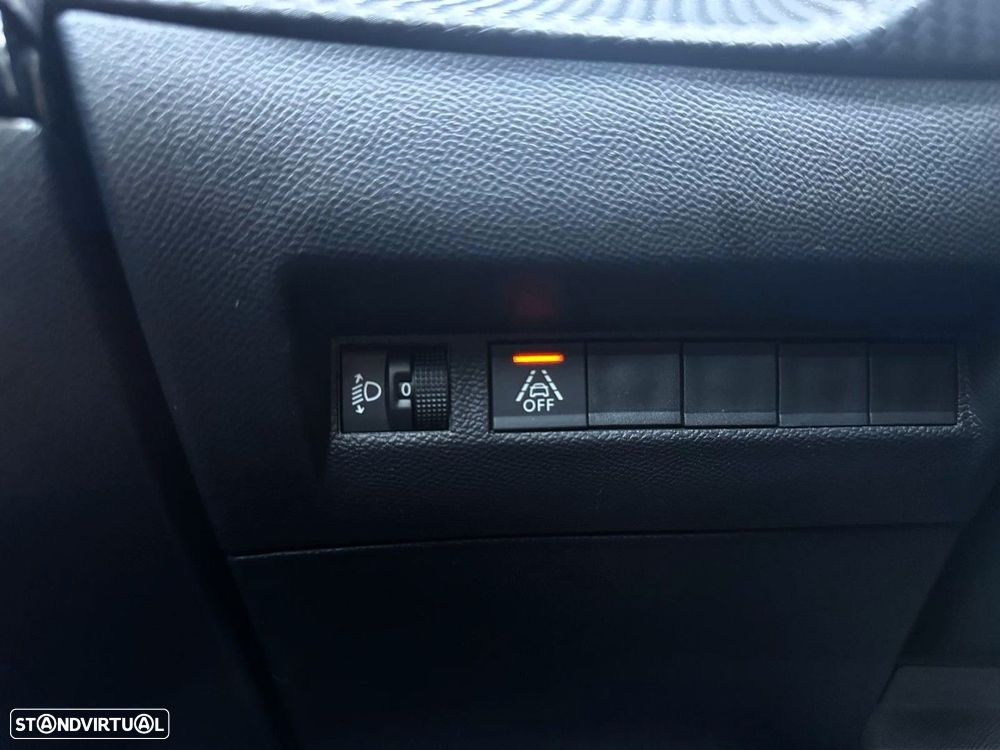 Peugeot e-2008 50 kWh Active Pack - 33