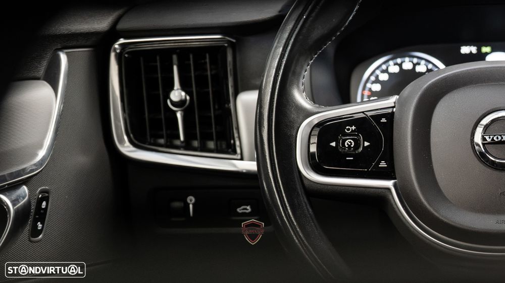 Volvo V90 2.0 B4 Momentum Plus Geartronic - 25