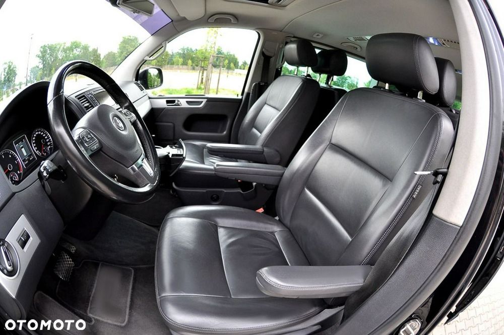 Volkswagen Multivan - 7