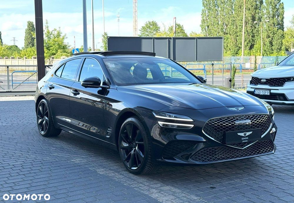 Genesis G70 - 8