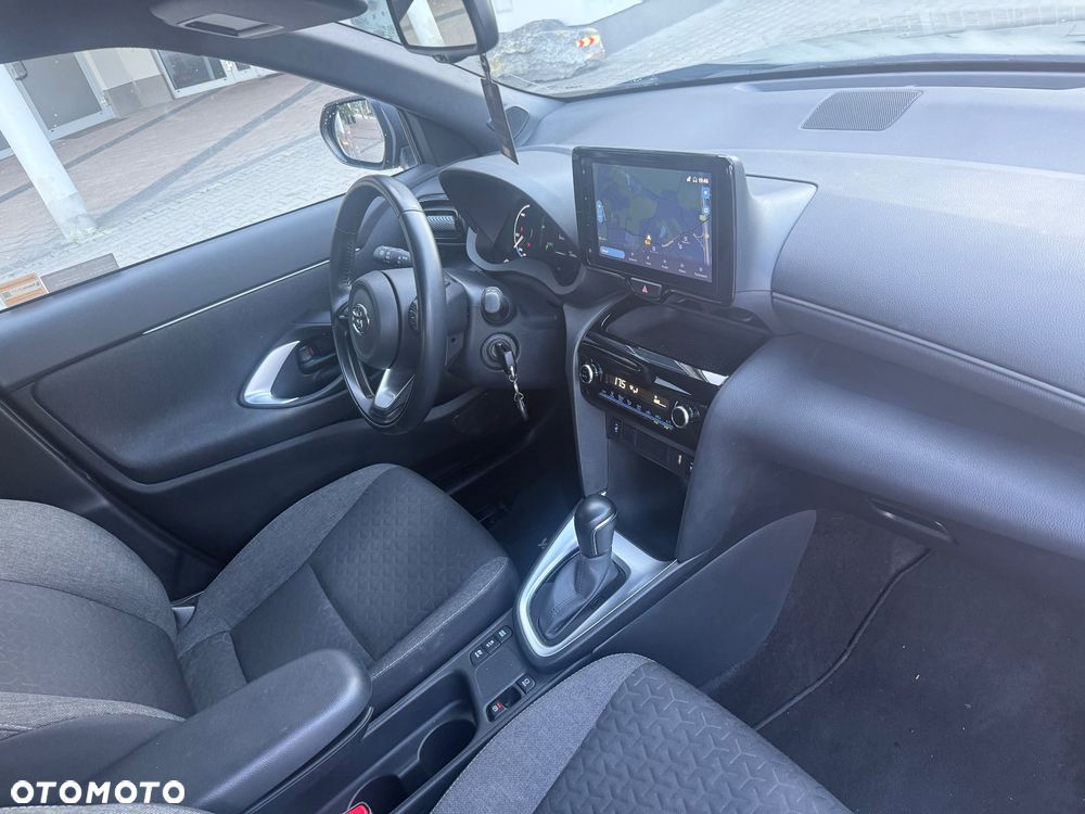 Toyota Yaris Cross - 13