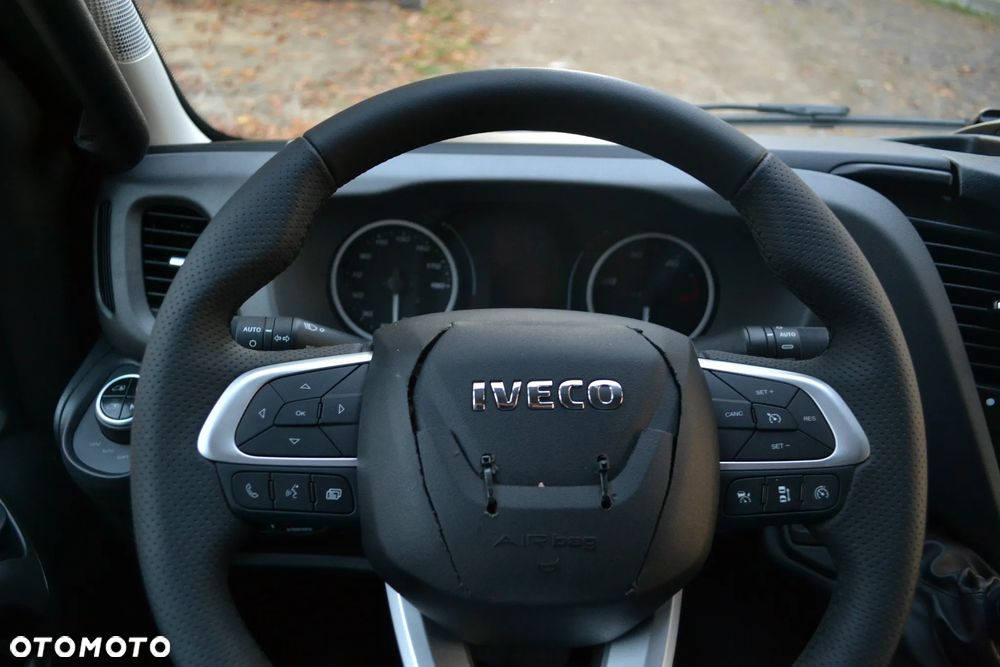 Iveco Daily - 25