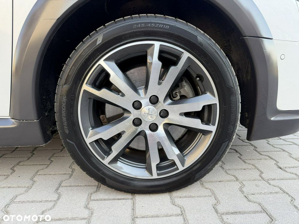 Peugeot 508 RXH 2.0 HDi HYbrid4 - 23