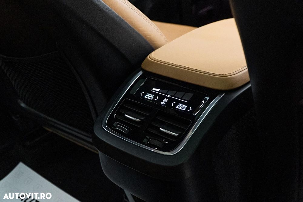 Volvo XC 90 D5 AWD Inscription - 36