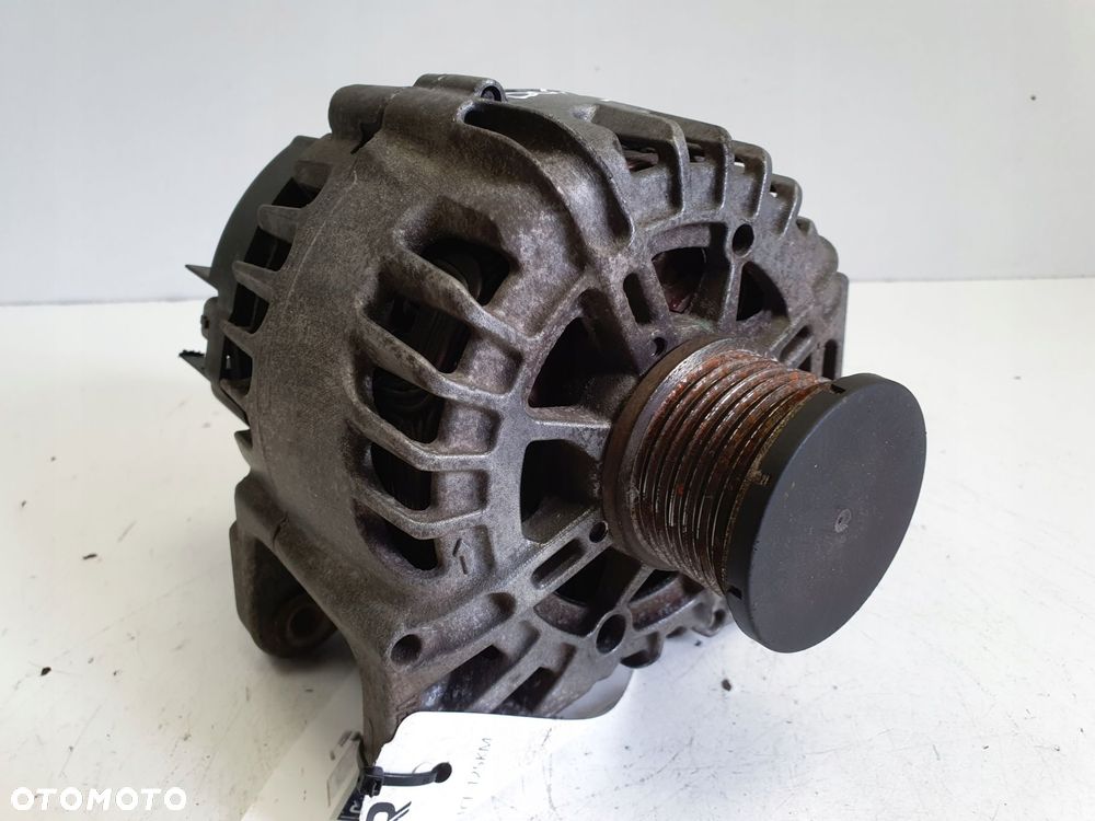 ALTERNATOR Dacia Duster I 1.2 TCe _ valeo 231007842R - 10