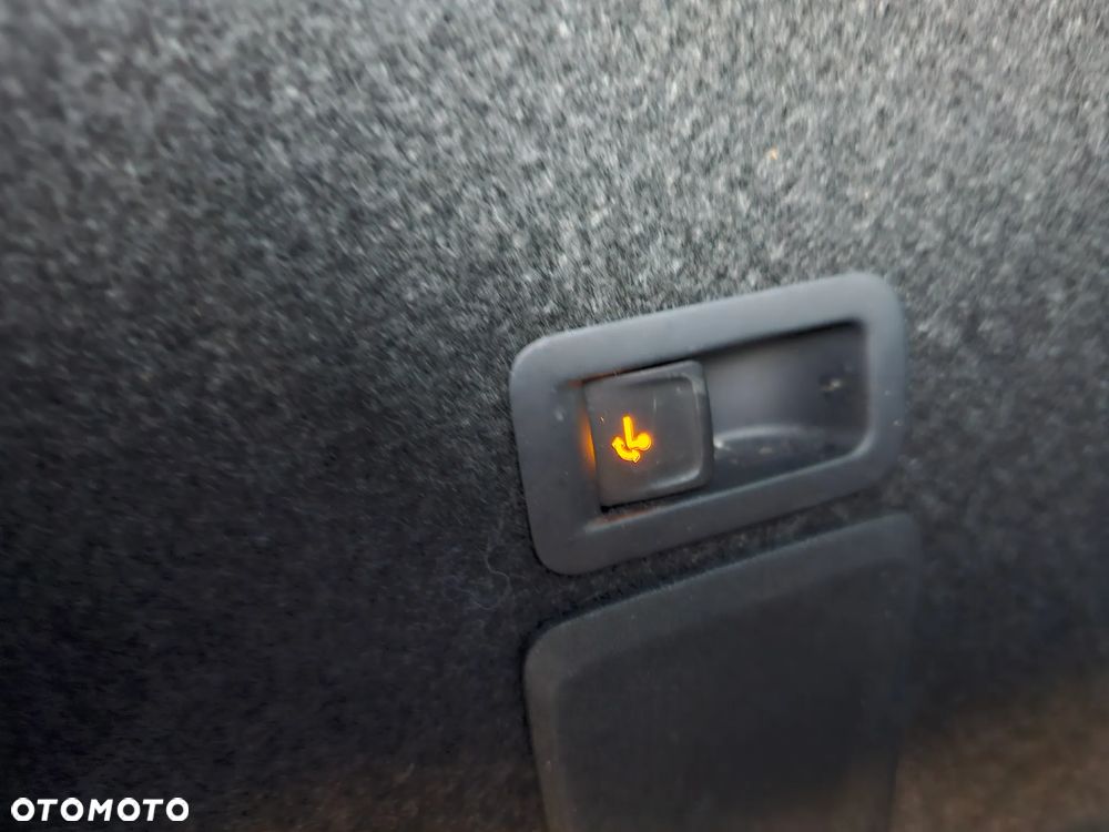 Cupra Leon Sportstourer 2.0 TSI 4Drive DSG VZ CUP - 19