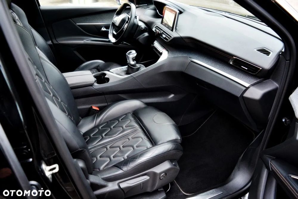 Peugeot 5008 PureTech 130 Stop & Start Allure Business-Paket - 10