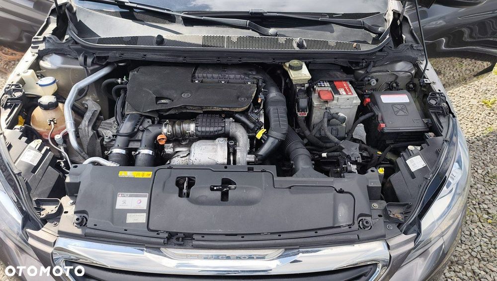 Peugeot 308 BlueHDi FAP 120 Stop&Start GT-Line Edition - 25