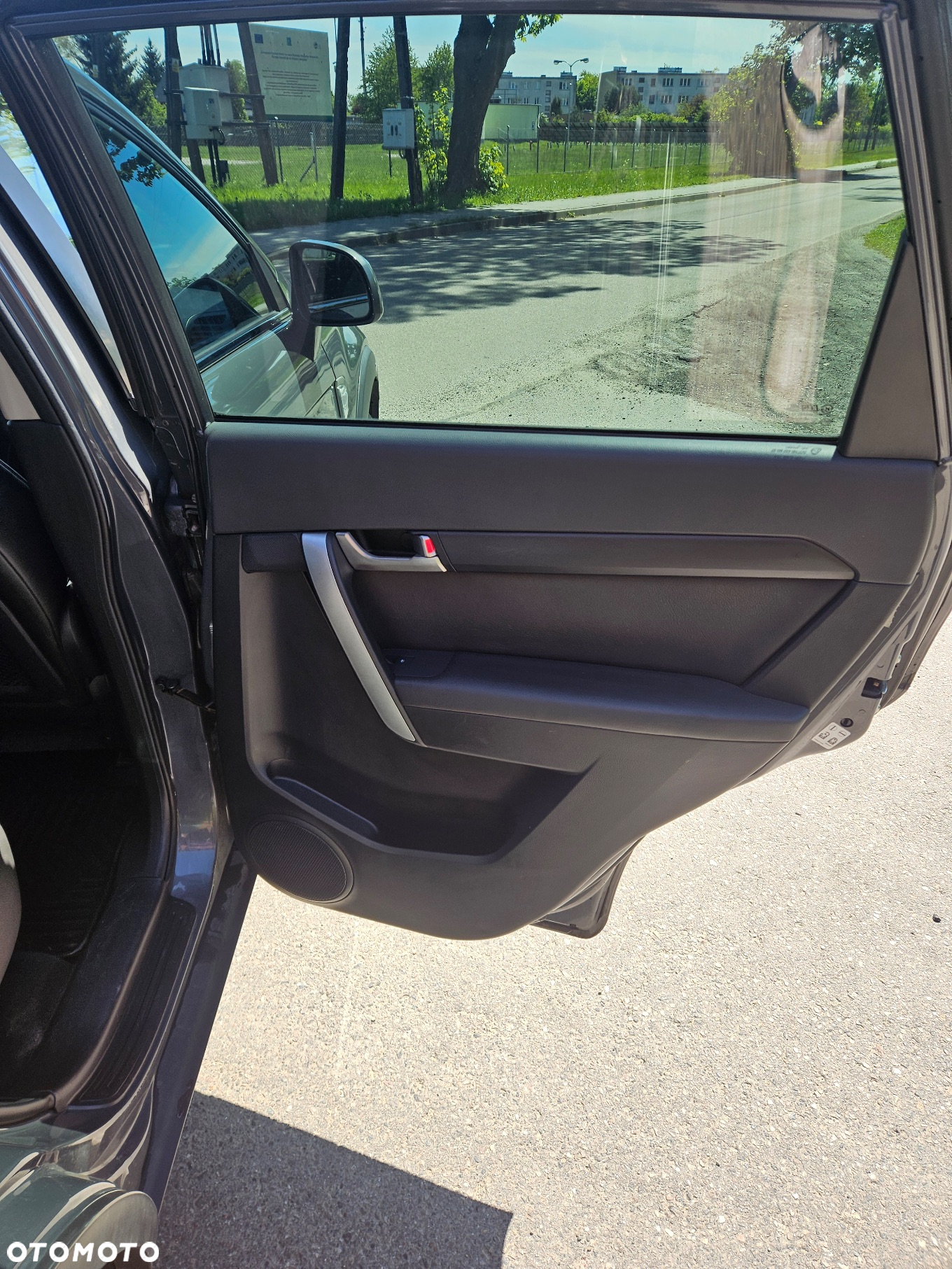 Chevrolet Captiva 2.0 d LS - 12