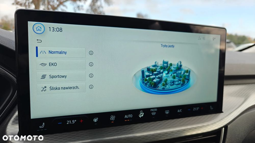 Ford Kuga 2.5 Duratec FHEV TITANIUM - 27