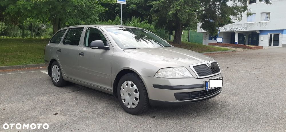 Skoda Octavia 1.6 - 1