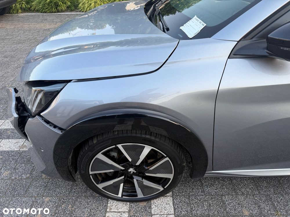 Peugeot 208 GT - 14