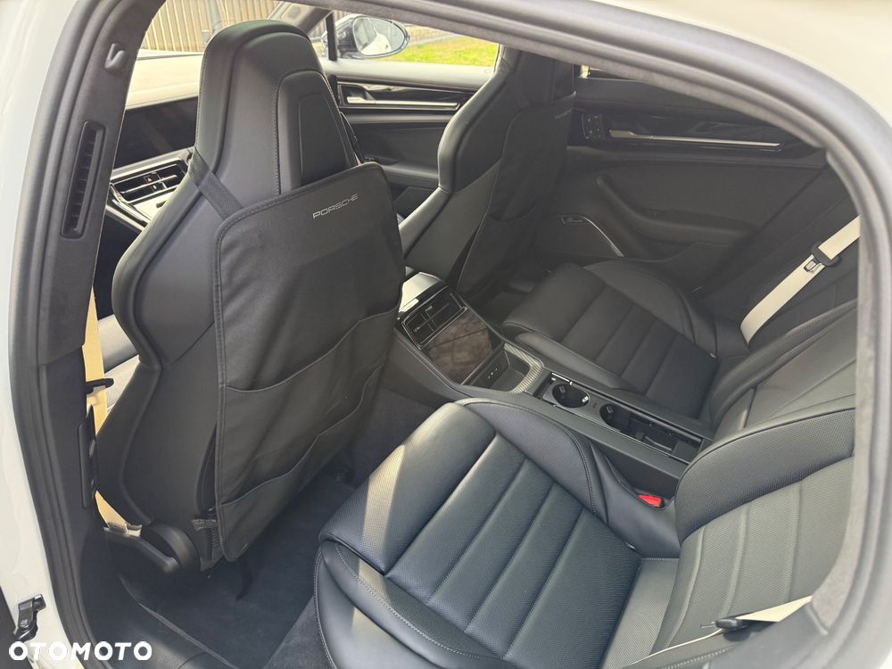 Porsche Panamera - 7
