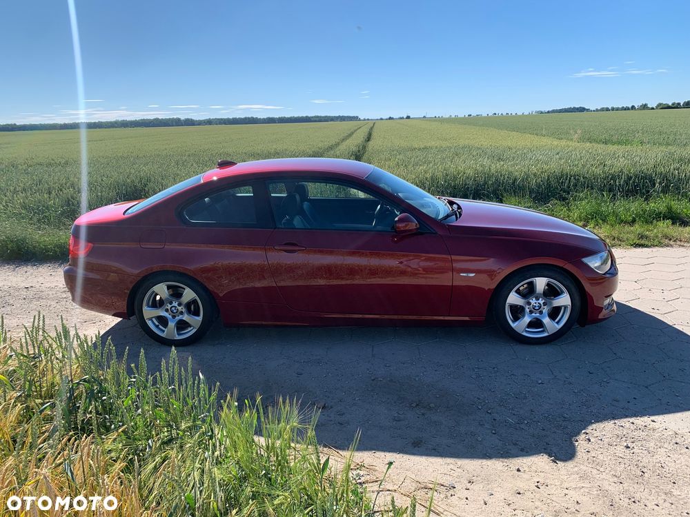 BMW Seria 3 320d - 8
