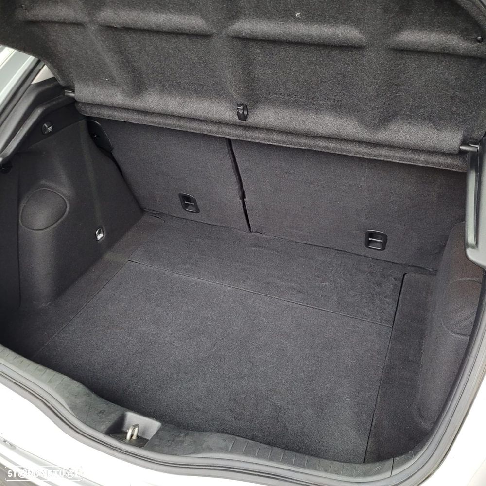 Honda Civic 1.4 i-VTEC Elegance - 22