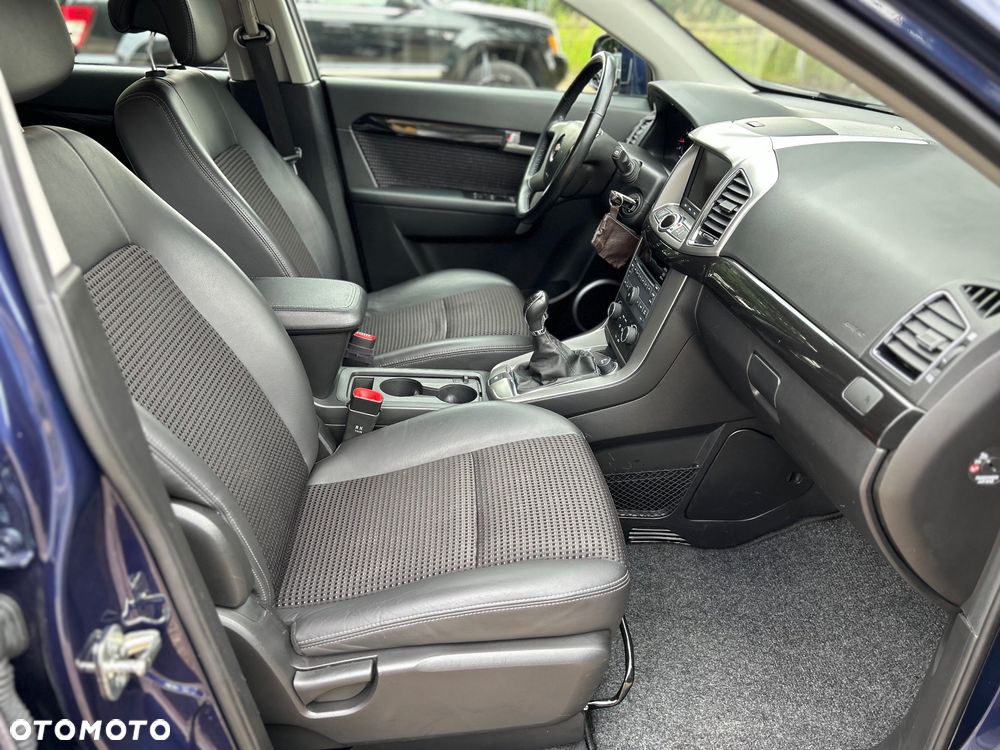 Chevrolet Captiva 2.4 2WD LT - 22