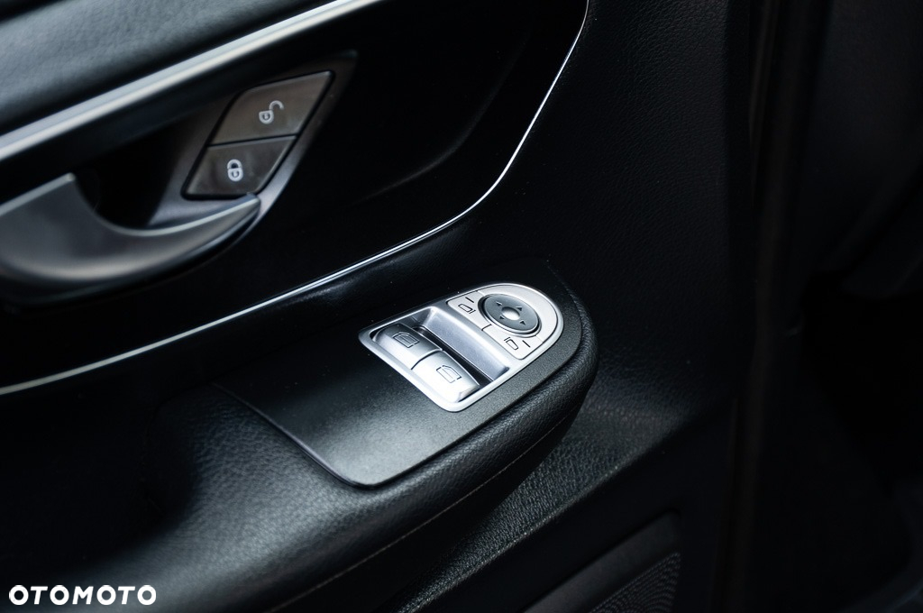 Mercedes-Benz Klasa V 220 (BlueTEC) d 7G-Tronic - 9
