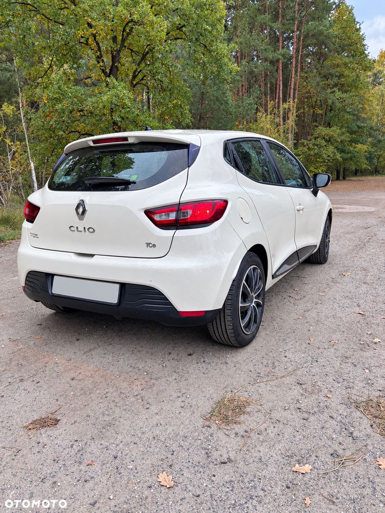 Renault Clio - 2