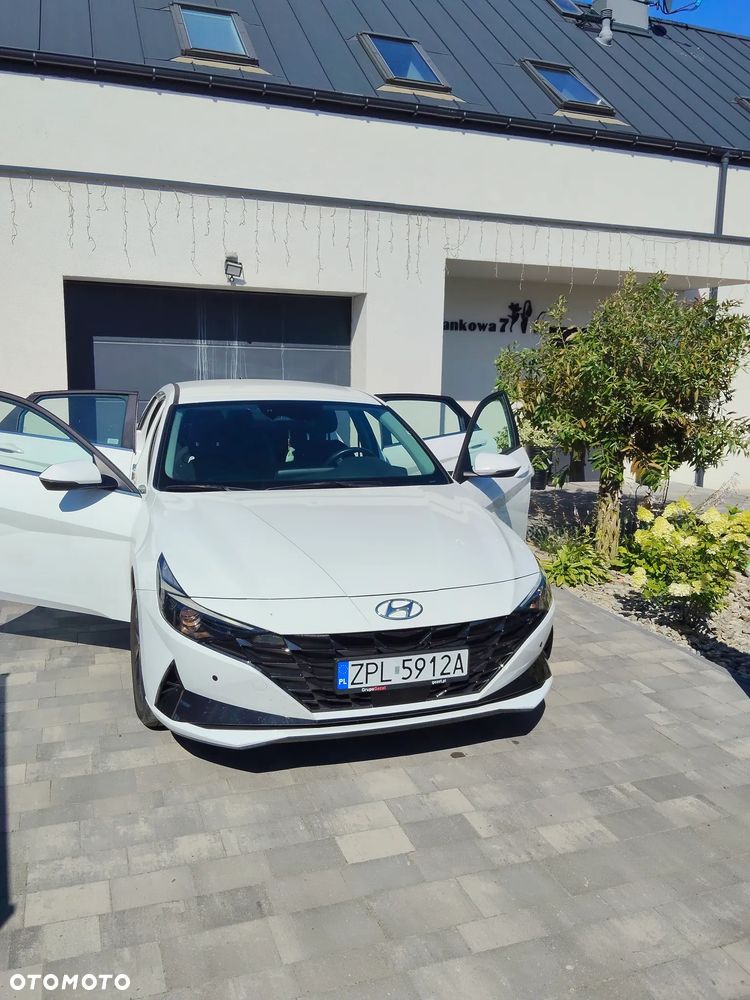 Hyundai Elantra 1.6 Smart - 2