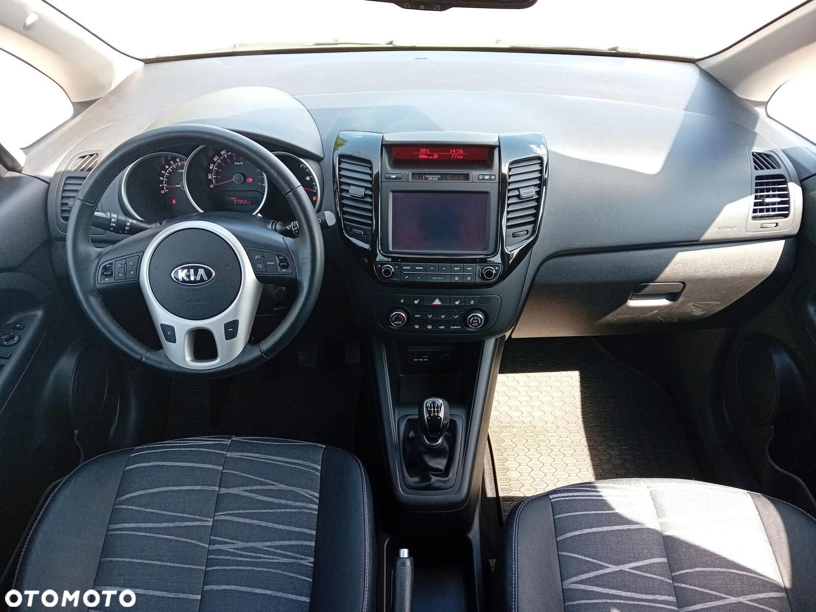 Kia Venga 1.6 L - 22
