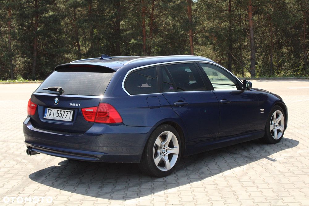 BMW Seria 3 325i xDrive Edition Sport - 5