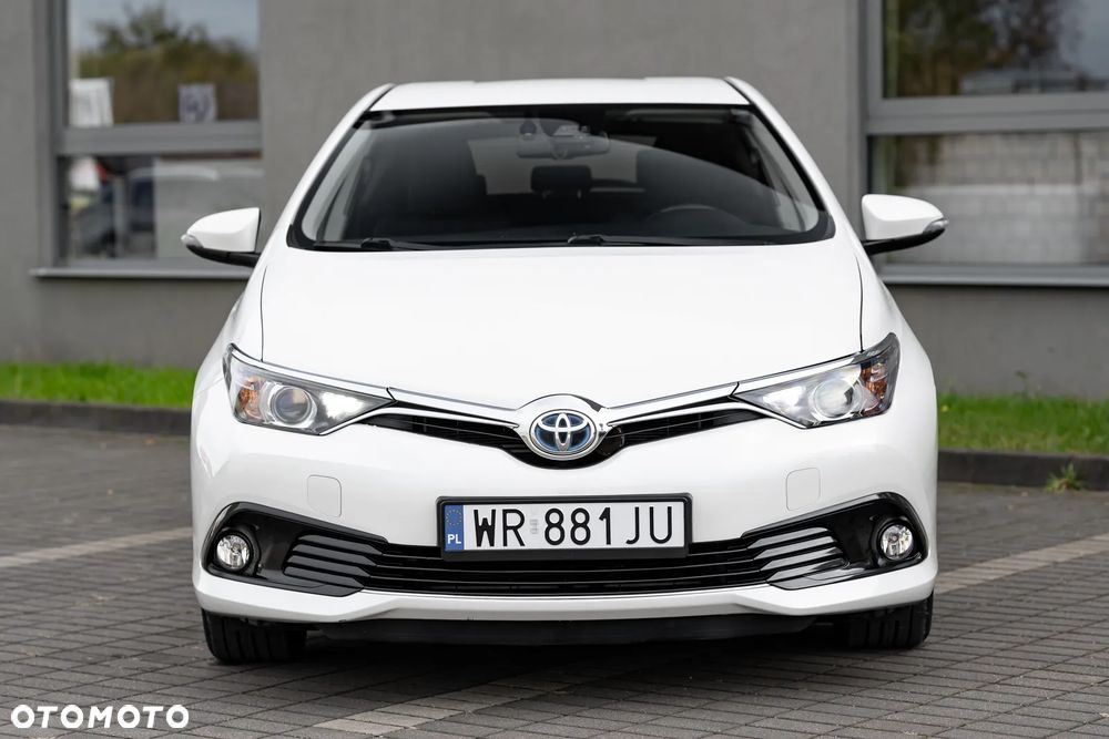 Toyota Auris 1.8 HSD Luna - 37