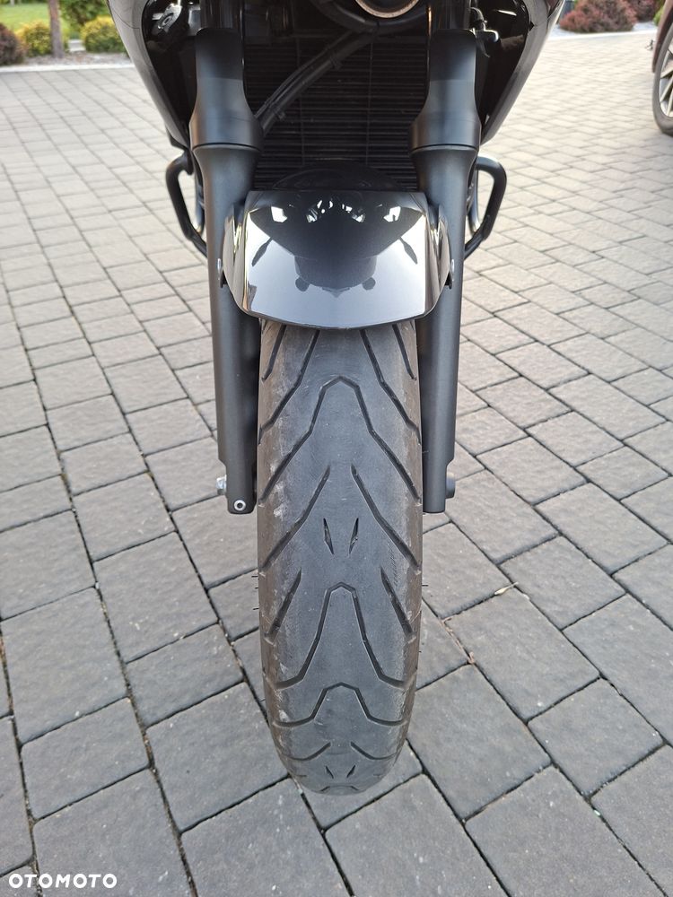 Yamaha XJ - 8