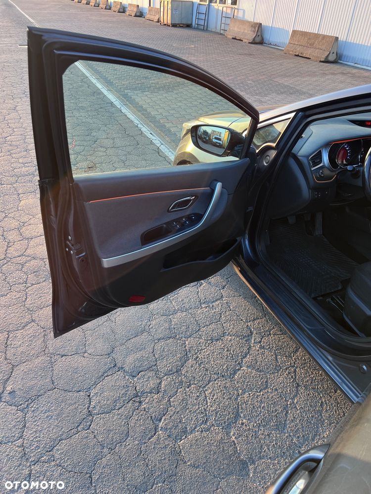 Kia Ceed - 12
