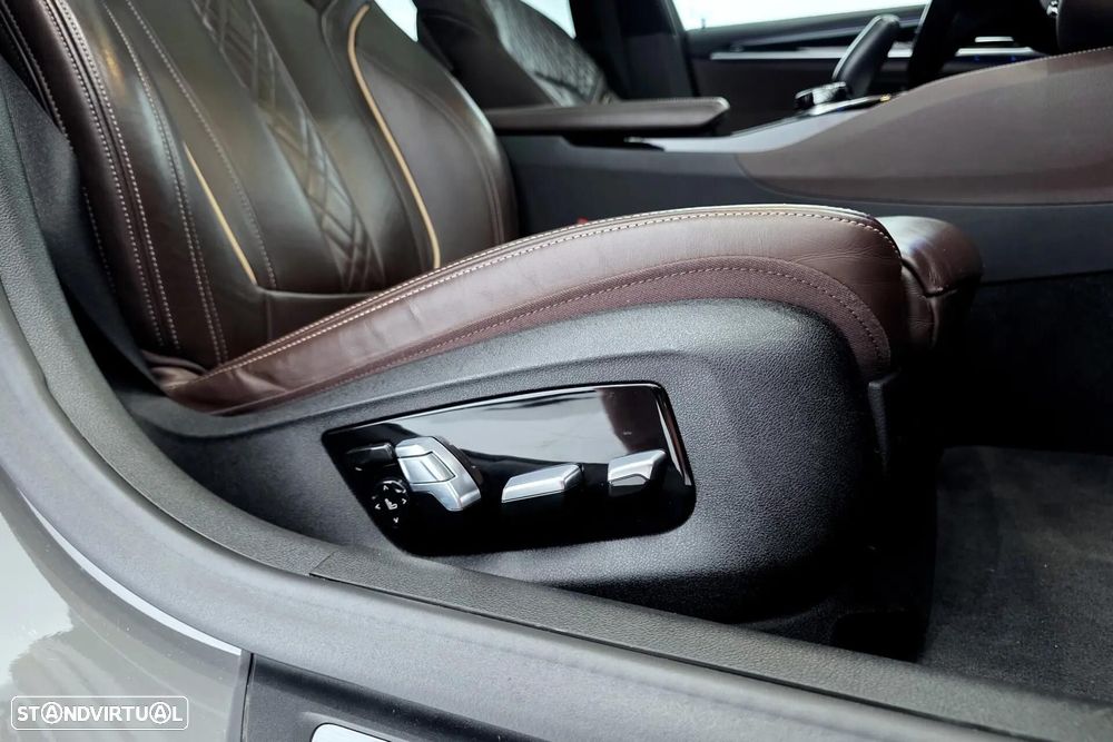 BMW 530 e Pack Desportivo M - 25
