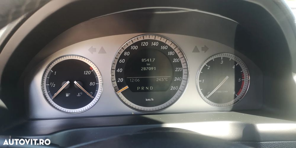 Mercedes-Benz C - 5