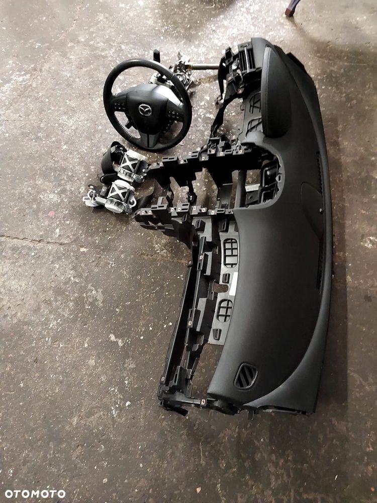 Mazda cx 7 deska kokpit pasy airbag - 3