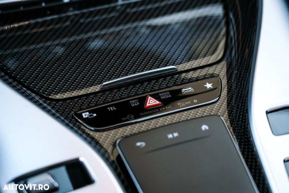 Mercedes-Benz AMG GT - 35