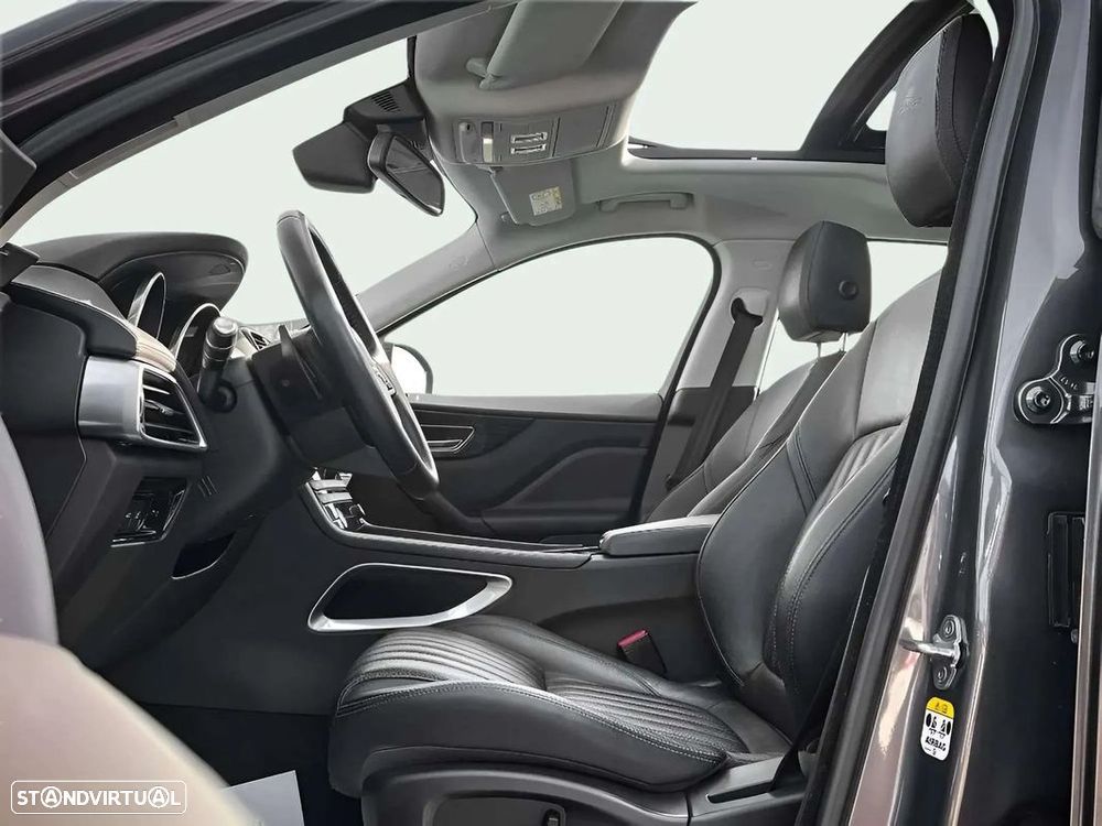 Jaguar F-Pace 2.0 i4D Portfolio AWD Aut. - 9