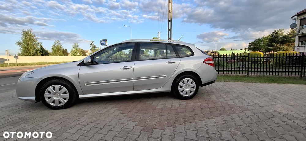 Renault Laguna 2.0 dCi Expression - 10