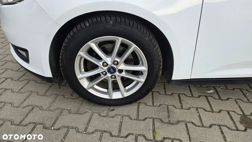 Ford Focus 1.0 EcoBoost Active - 15