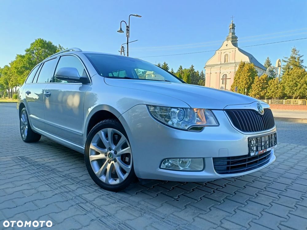 Skoda Superb 3.6 V6 4x4 DSG Elegance - 11