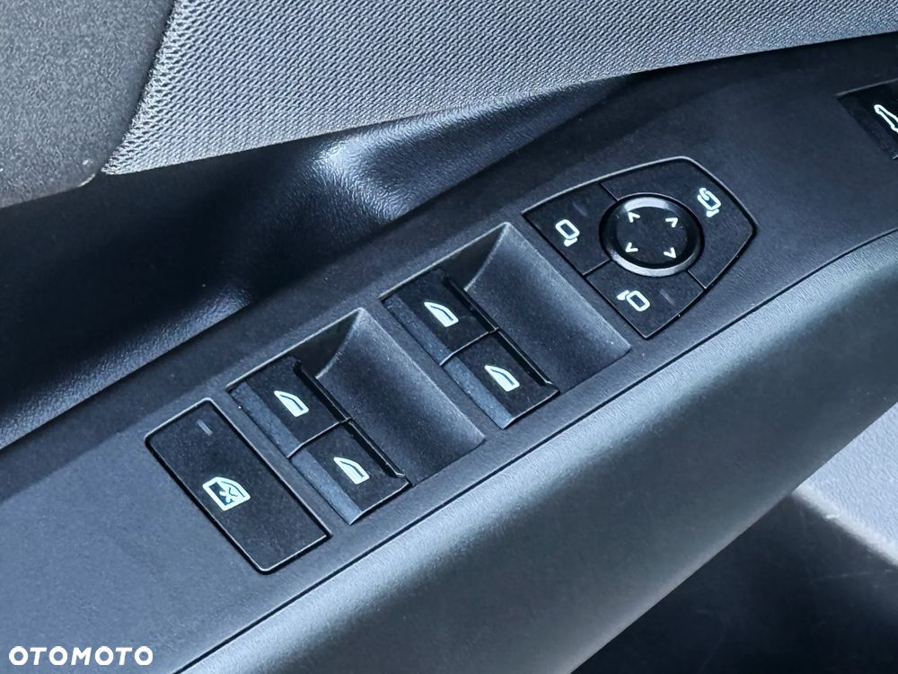 BMW X3 xDrive20 mHEV - 25