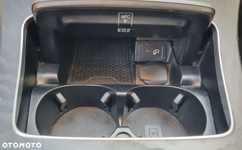 Mercedes-Benz Klasa E 220 d 4-Matic AMG/Avantgarde - 20