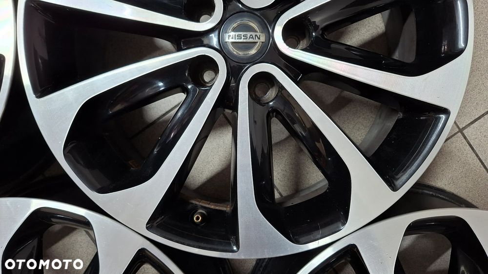 Felgi Aluminiowe 18 Nissan Qashqai 5x114.3 ET 40 - 9