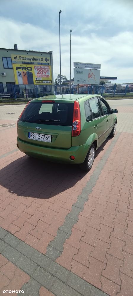 Ford Fiesta 1.4 Ambiente - 4