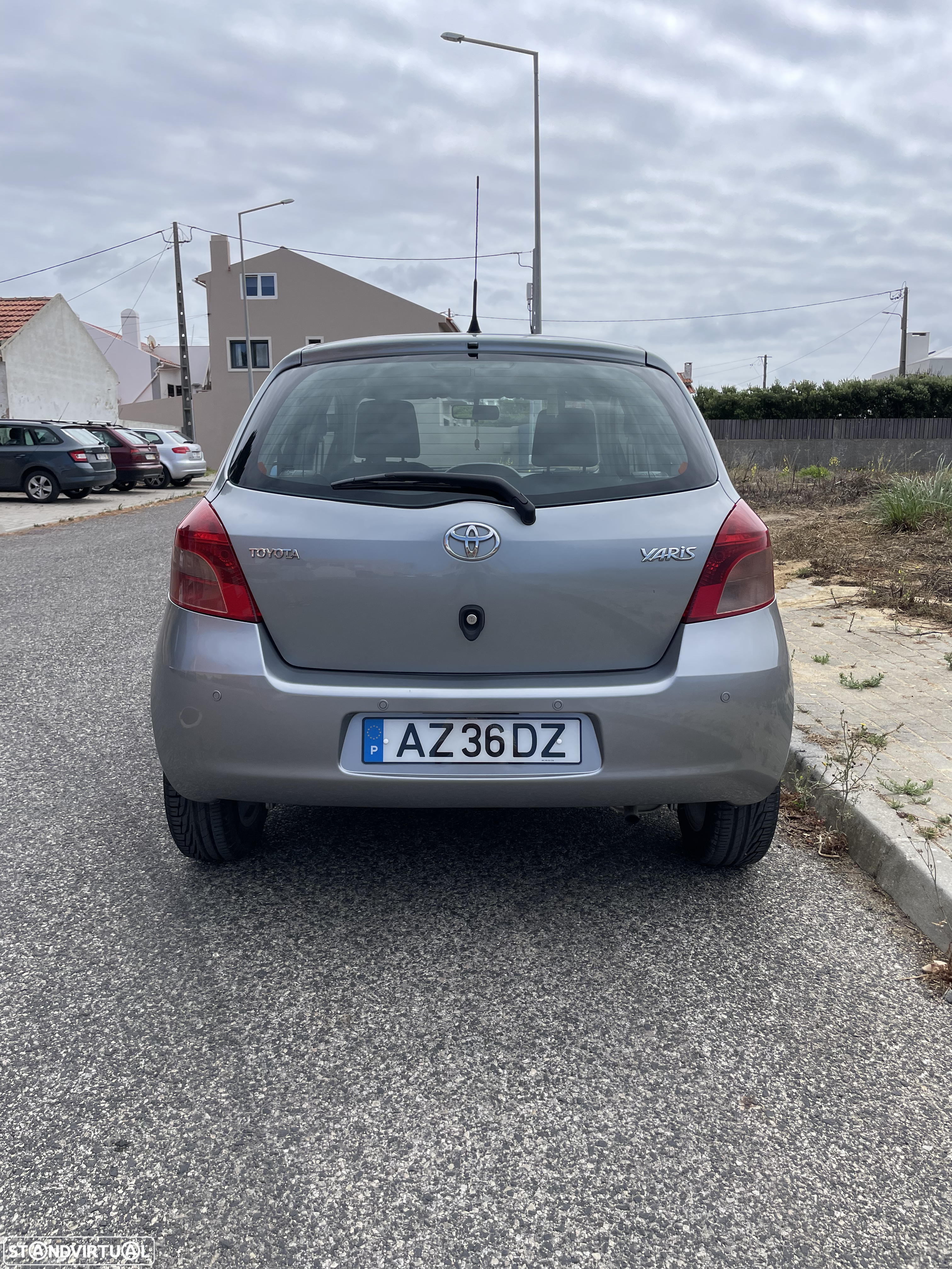 Toyota Yaris 1.0 VVT-i Comfort - 4